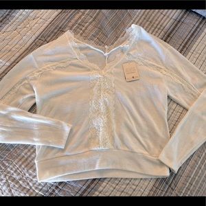 White long sleeve blouse